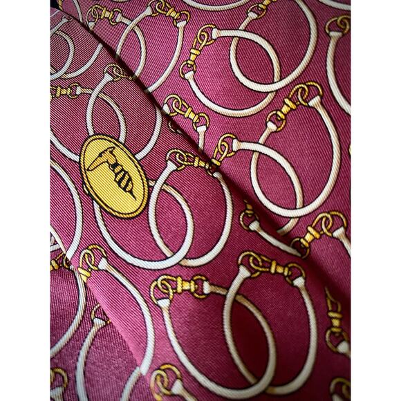 Vintage Trussardi silk necktie with equestrian prints - Picture 1 of 6